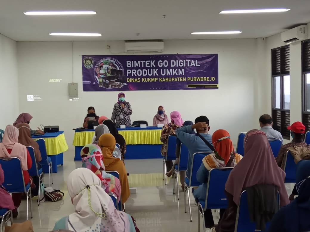 Pembinaan Tenant Pendamping UMKM Dalam Rangka Bimtek Go Digital Produk UMKM