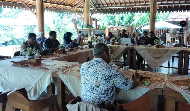 Dinas KUKMP Ikuti FGD Kajian Kelayakan Pembangunan Pasar Buah dan Penataan PKL