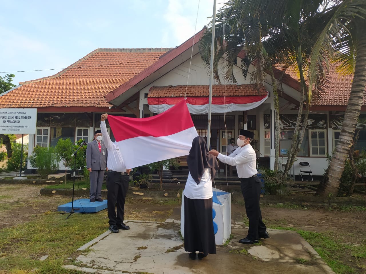  Upacara Bendera HUT Kemerdekaan RI Ke-76 Di Dinas KUKMP Kab. Purworejo