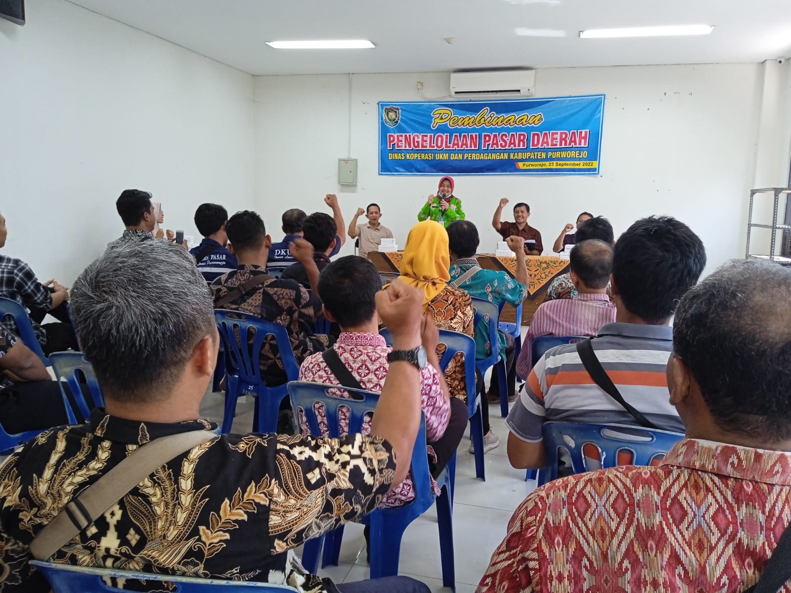 Pembinaan Pengelolaan Pasar Daerah Bagi Pengelola Pasar Baledono