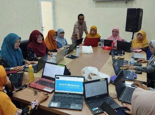 Pembukaan Pelatihan Uji Kompetensi Profesi Bagi Pendamping Koperasi dan UMKM