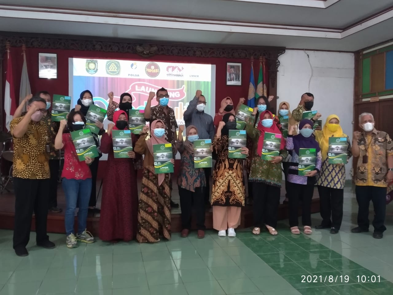  Penyerahan Sertifikat Halal dan Launching Yodotuku Produk UMKM Purworejo