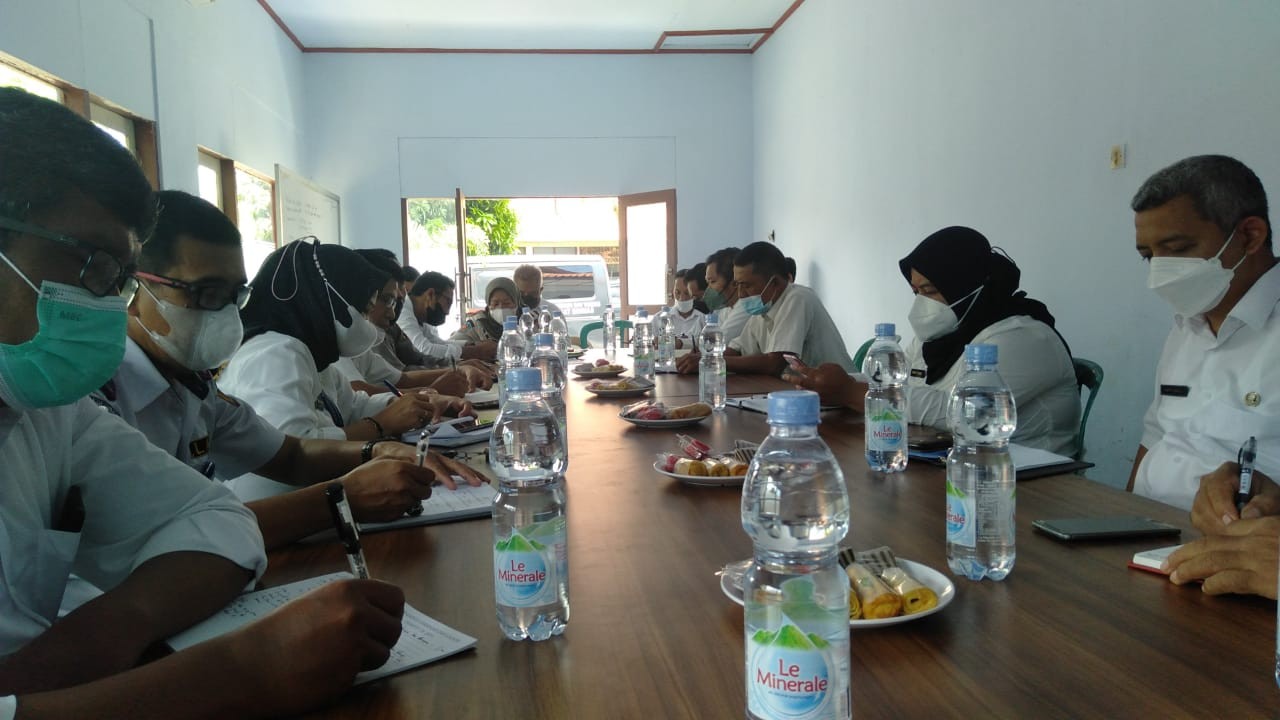 Rapat Koordinasi Pemindahan Pedagang Pasar Suronegaran