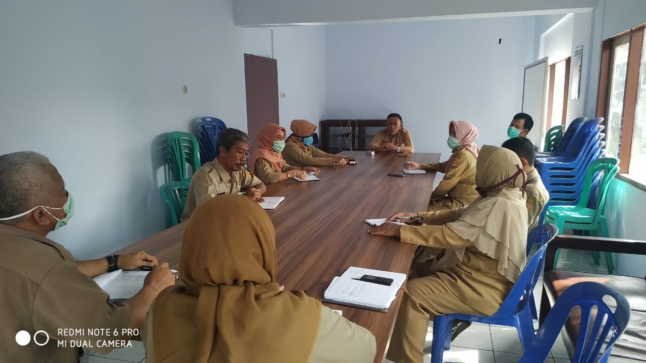 Rapat Struktural Dinas KUKMP Dalam Upaya Pencegahan Penyebaran Virus Covid-19