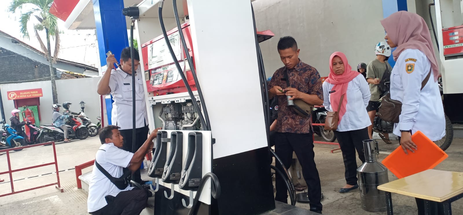 Kegiatan Tera Ulang Pada SPBU 44.541.08 Suronegaran