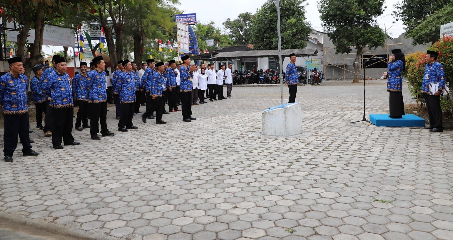 Upacara Bendera HUT Kemerdekaan RI Ke 78 Dinas KUKMP Kab. Purworejo