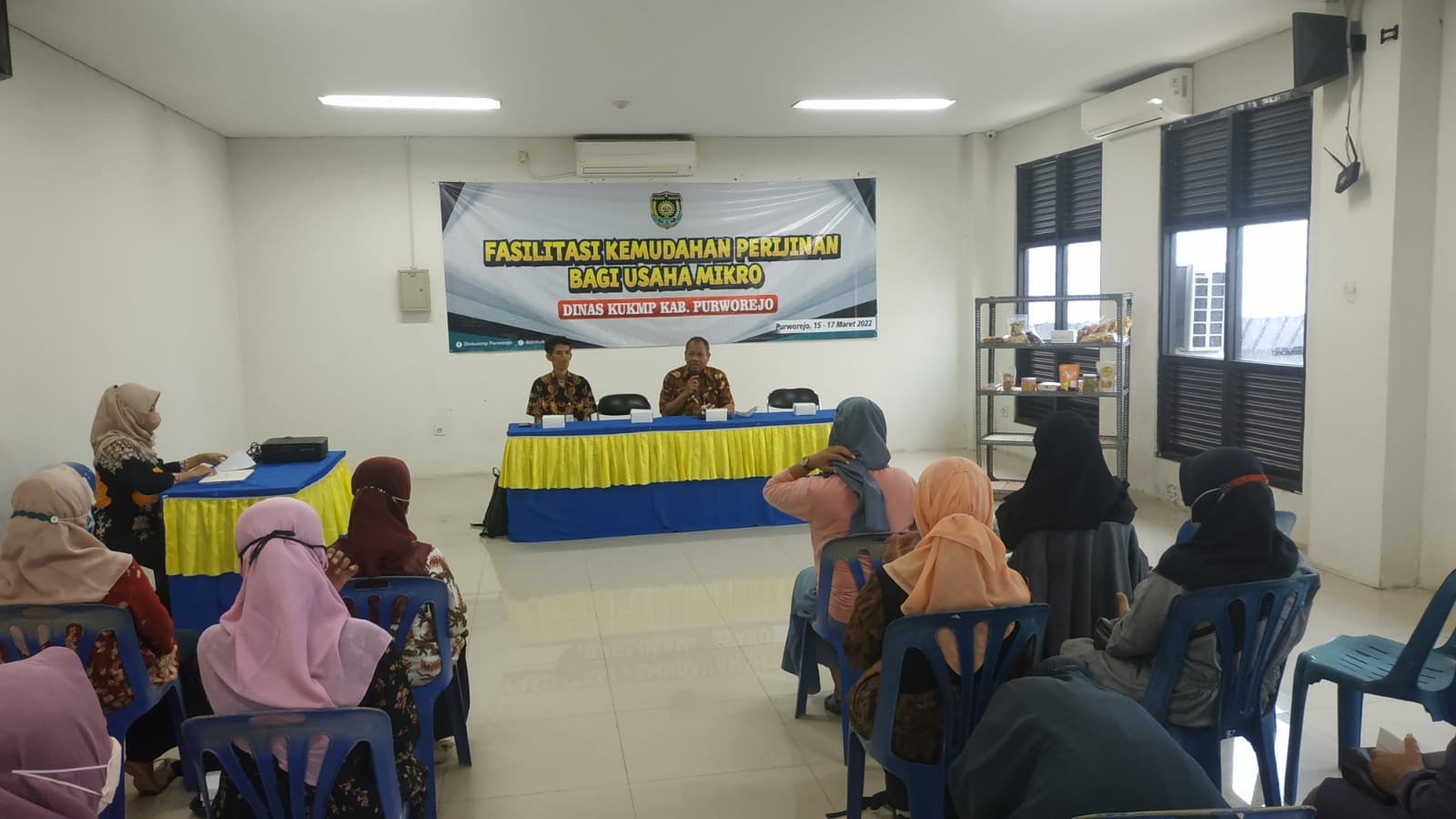 Fasilitasi Kemudahan Perijinan Bagi Usaha Mikro