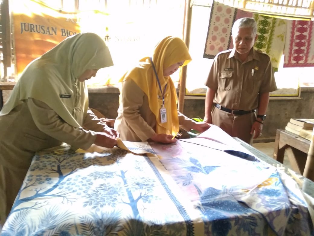 Penjajakan Kerjasama Lintas Pembatik Bagi Pengrajin Batik Purworejo Dan Pekalongan