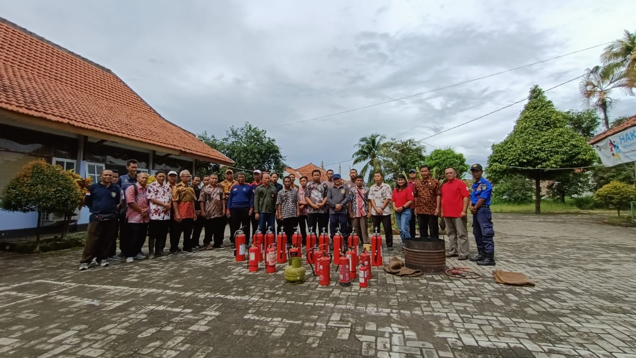 Dinas KUKMP Mengadakan Pelatihan Pemadam Kebakaran 