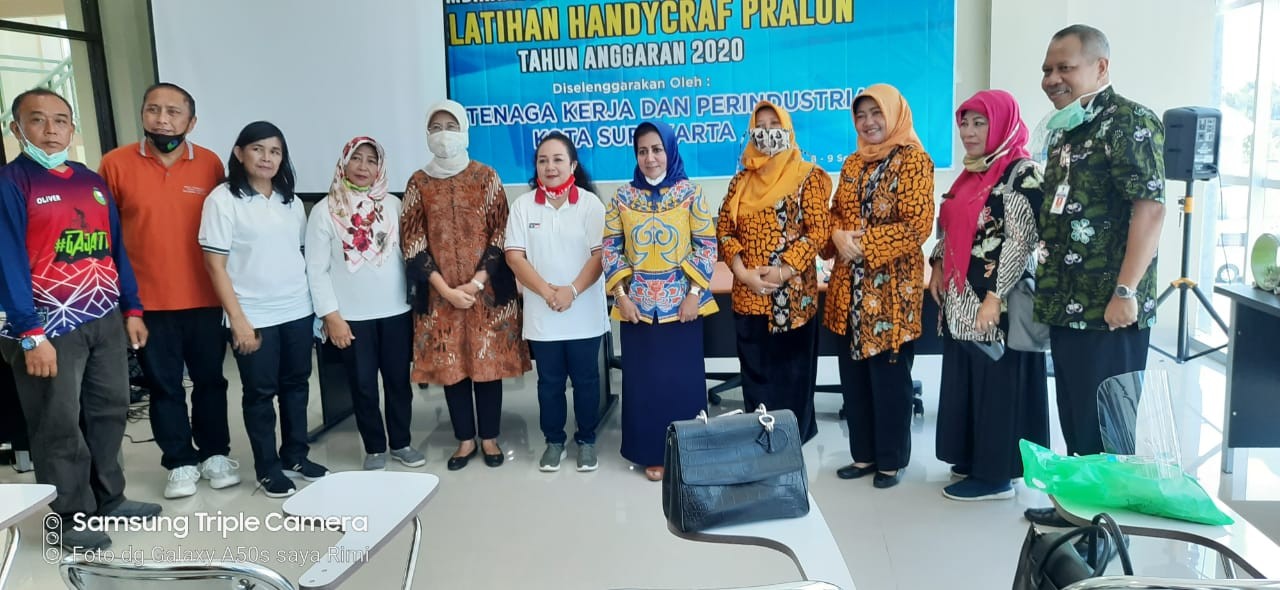 Study Banding Dekranasda Kab Purworejo ke Surakarta